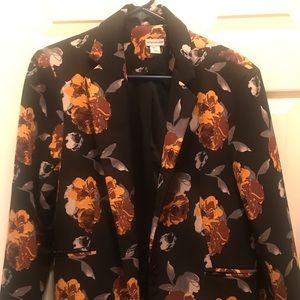 Blazer with flower design
